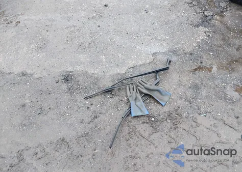 2015 Nissan Rogue Sv z USA, uszkodzony, nr VIN KNMAT2MV3FP586416